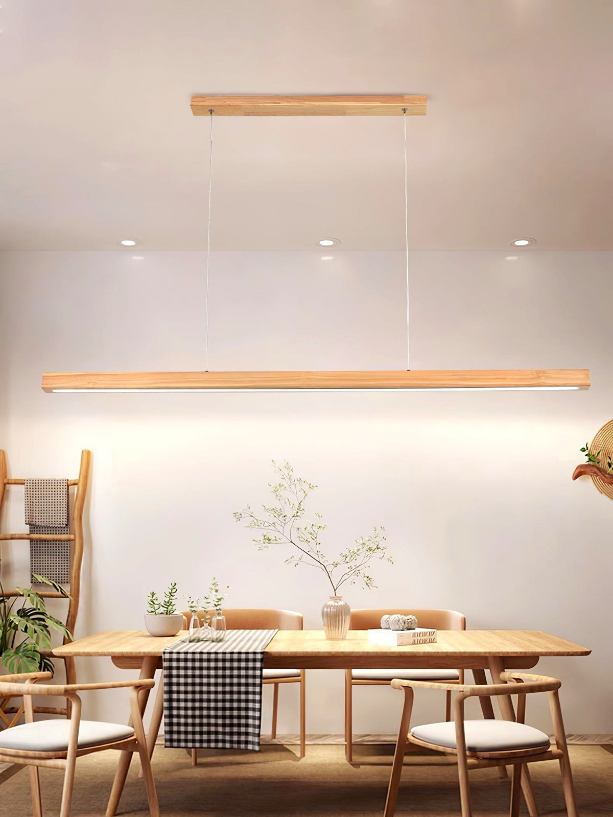 Elowen Suspension linéaire minimaliste en bois