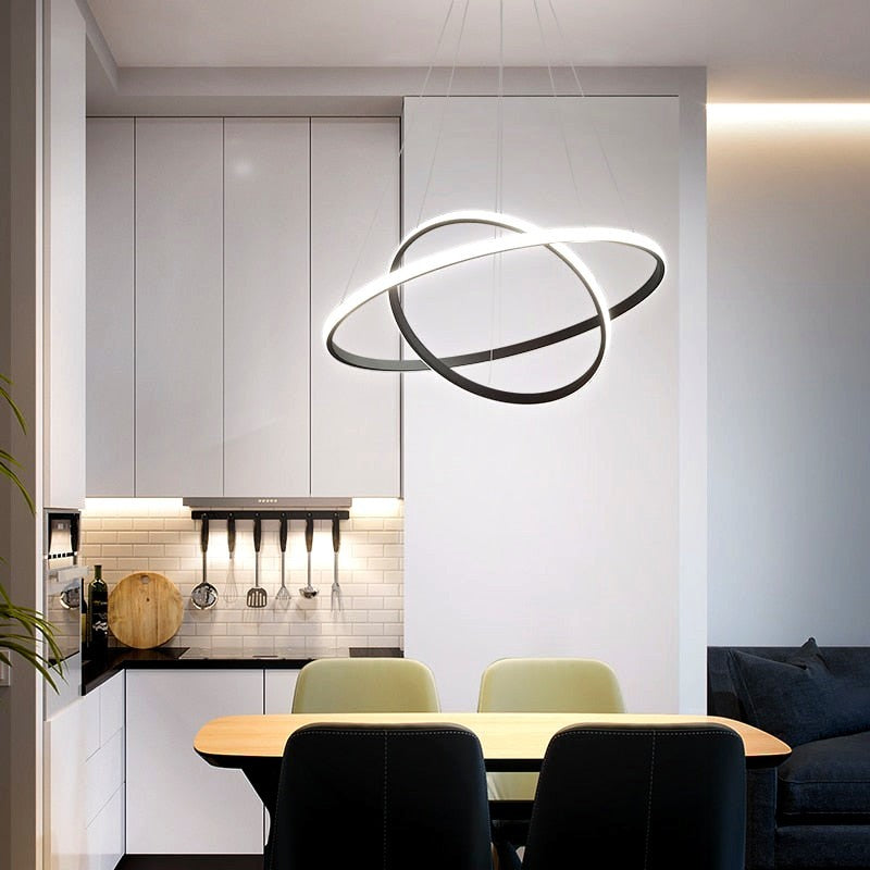 Zin Suspension Anneau Moderne Noir/Blanc/Doré. Salon