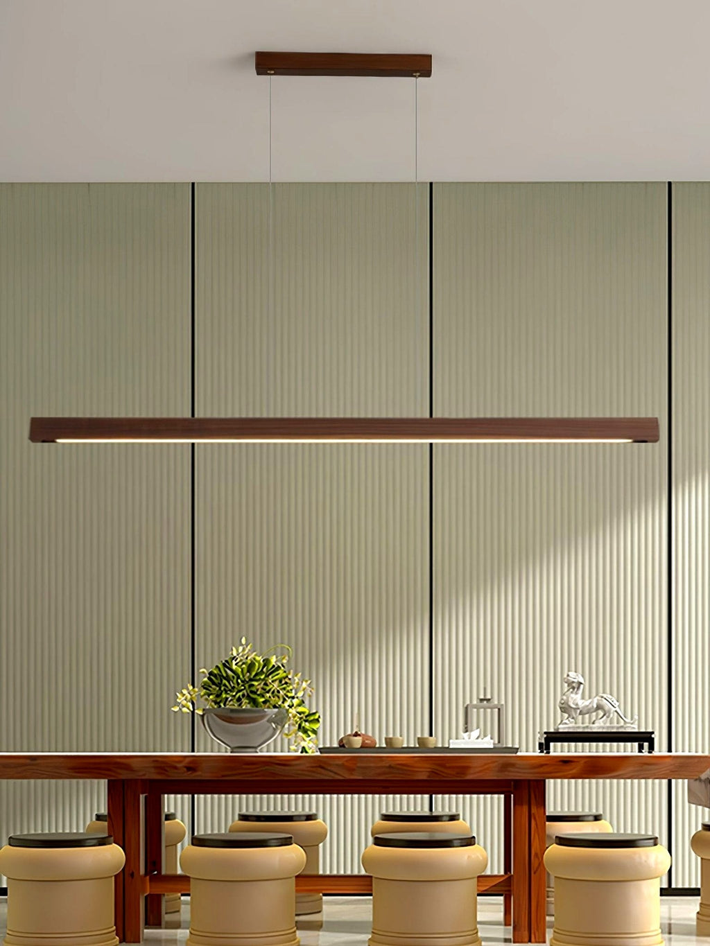 Elowen Suspension linéaire minimaliste en bois