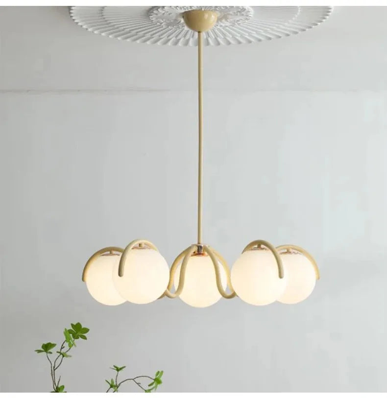 Suspension boule en verre design moderne