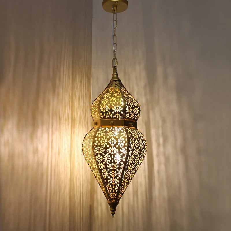 Suspension goutte en métal design classique