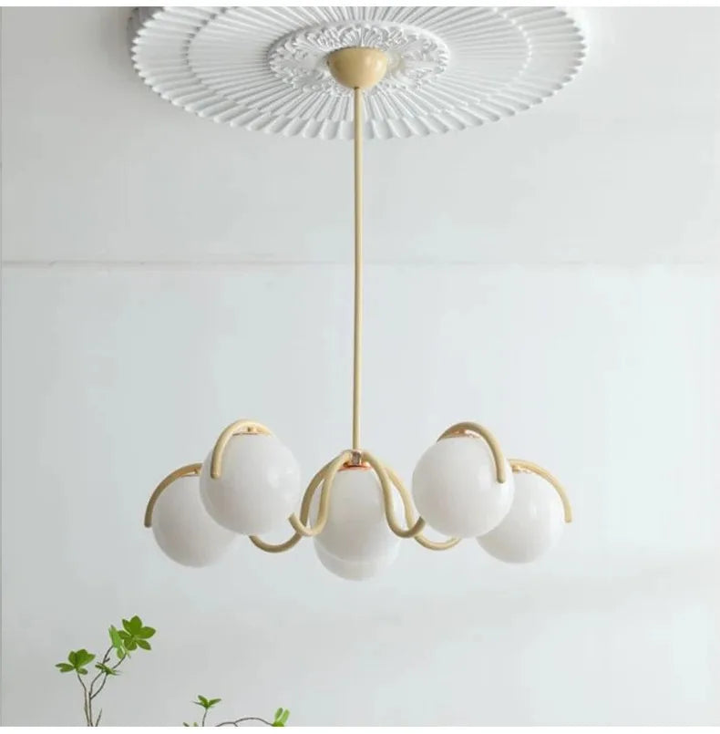 Suspension boule en verre design moderne