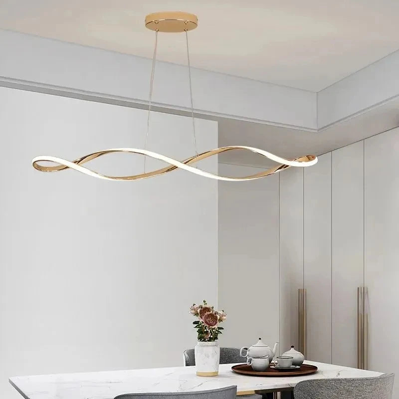 Suspension vague forme linéaire en métal design classique