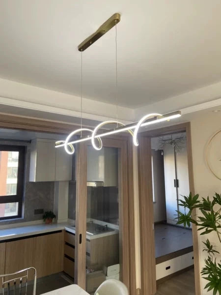 Suspension vague et barre linéaire en métal design moderne
