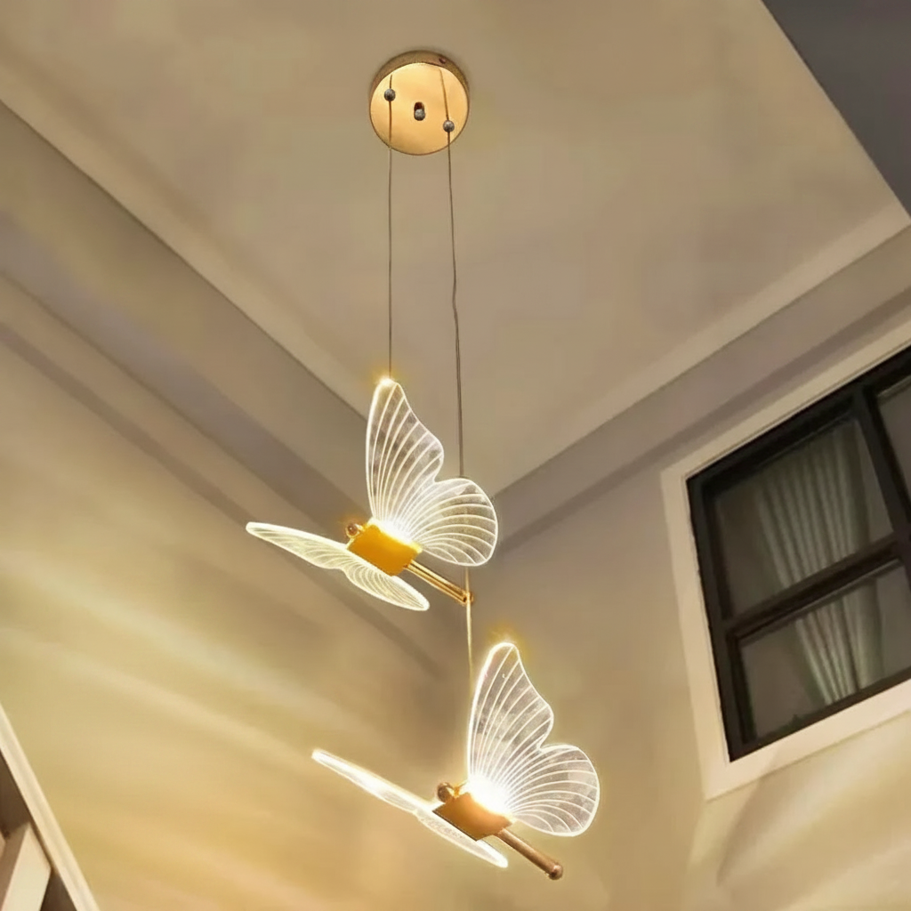 Suspension Ailée en Métal Design Moderne