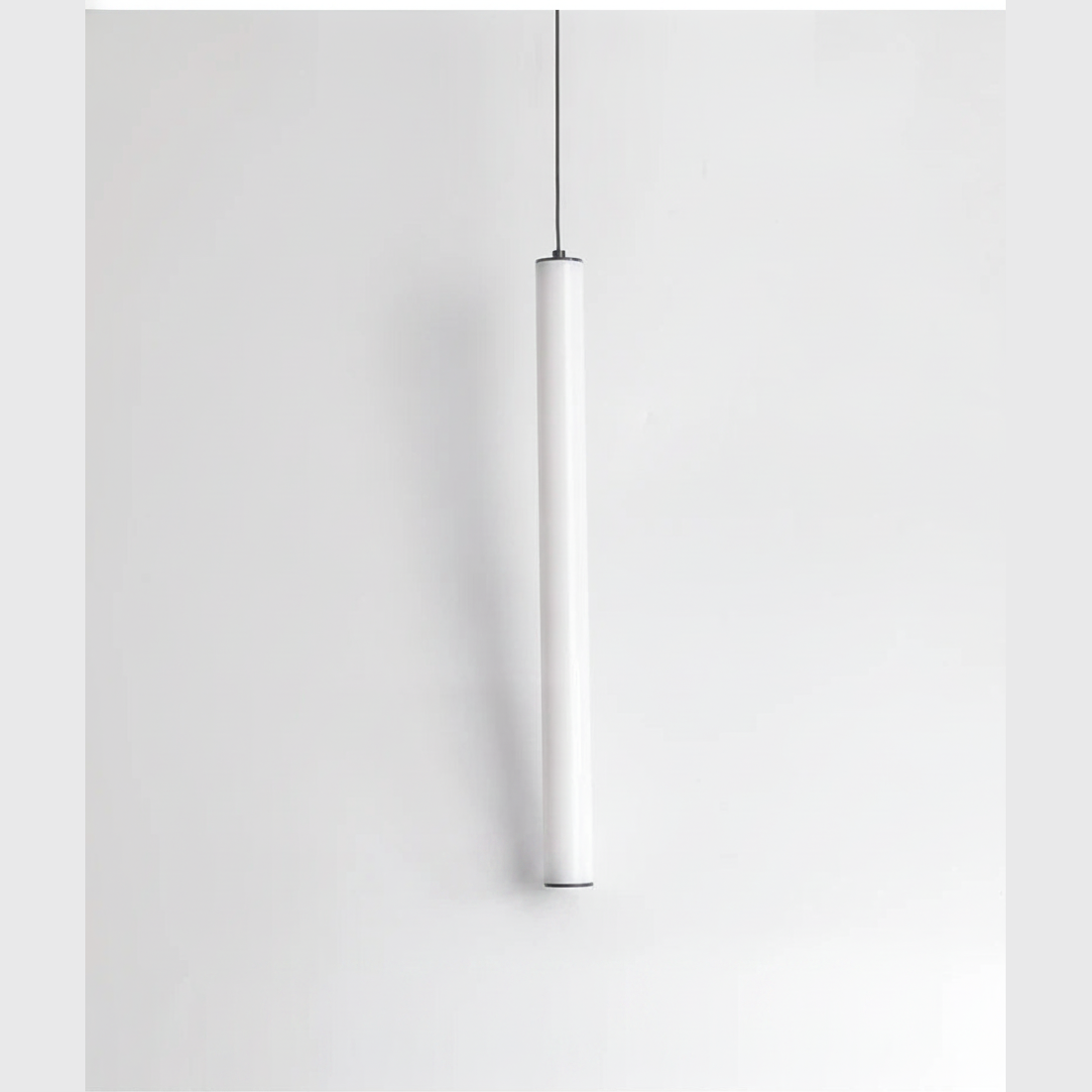 Suspension Boule en Aluminium Design Minimaliste