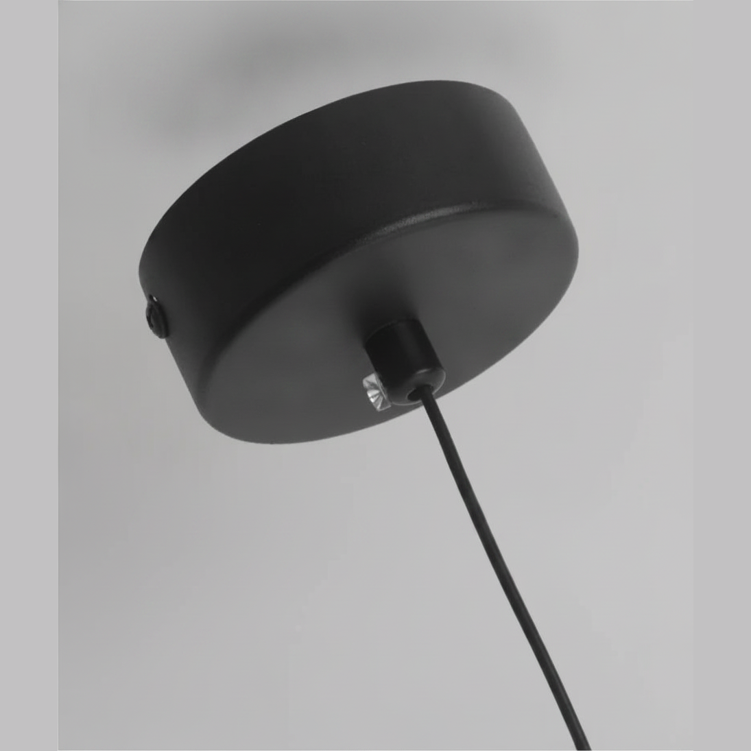 Suspension Boule en Aluminium Design Minimaliste