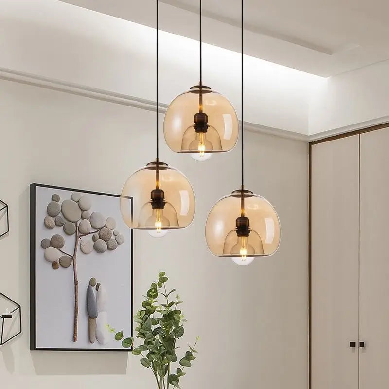 Suspension Boule en Verre Teinté Design Rétro