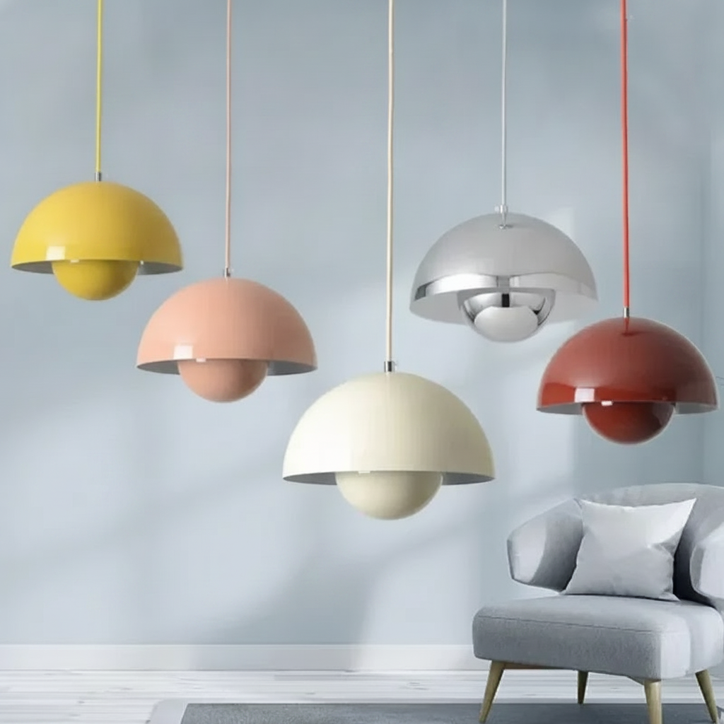 Suspension Bourgeon en Métal Design Moderne