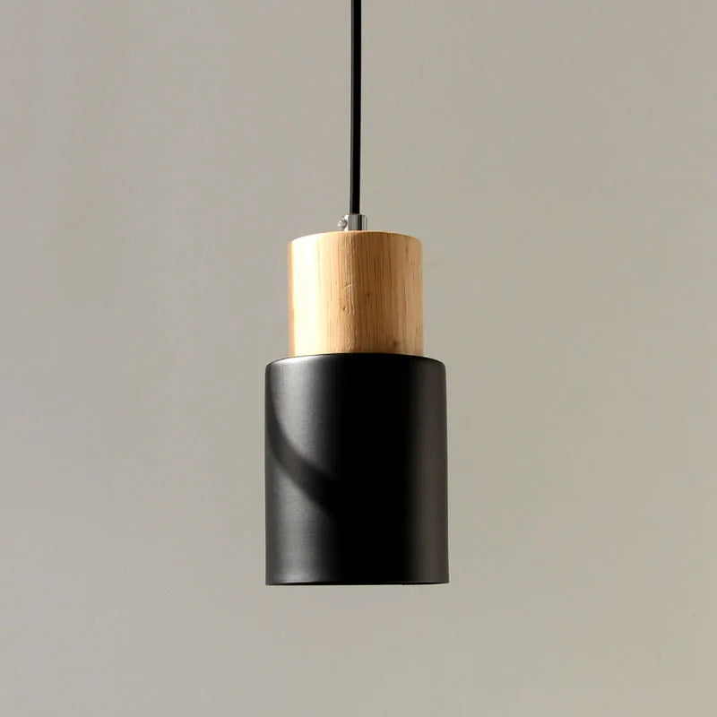 Suspension Cylindre en Bois et Fer Design Nordique