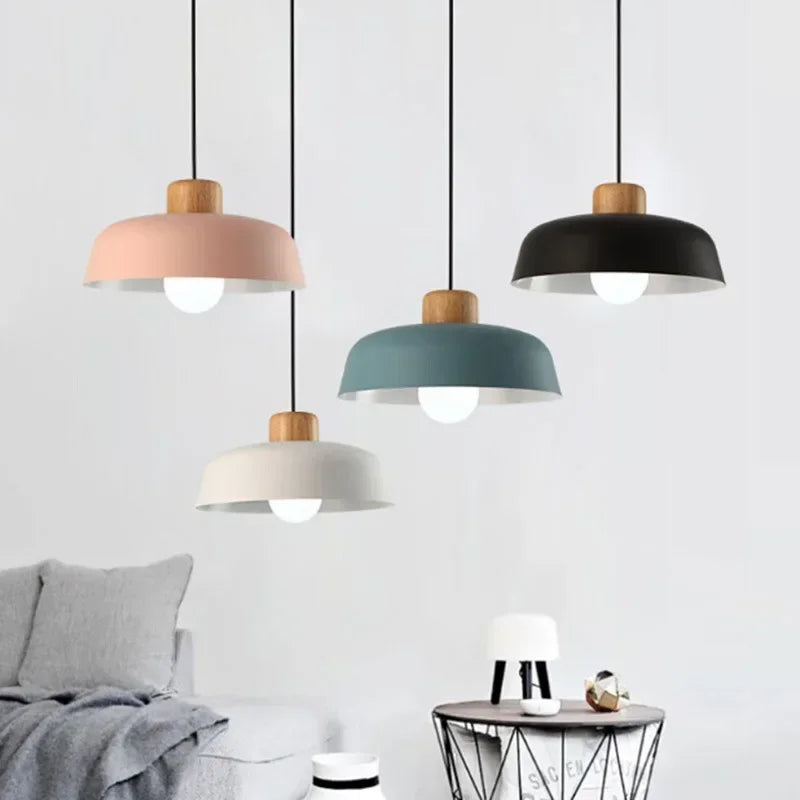 Suspension Dôme en Bois et Métal Design Nordique