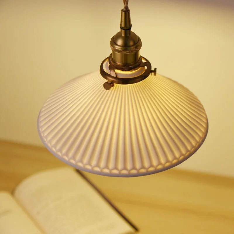 Suspension Dôme en Céramique et Laiton Design Japonais