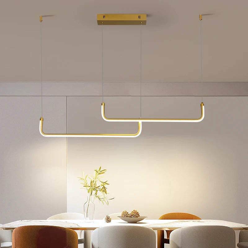 Suspension Linéaire en Aluminium et Fer Design Moderne