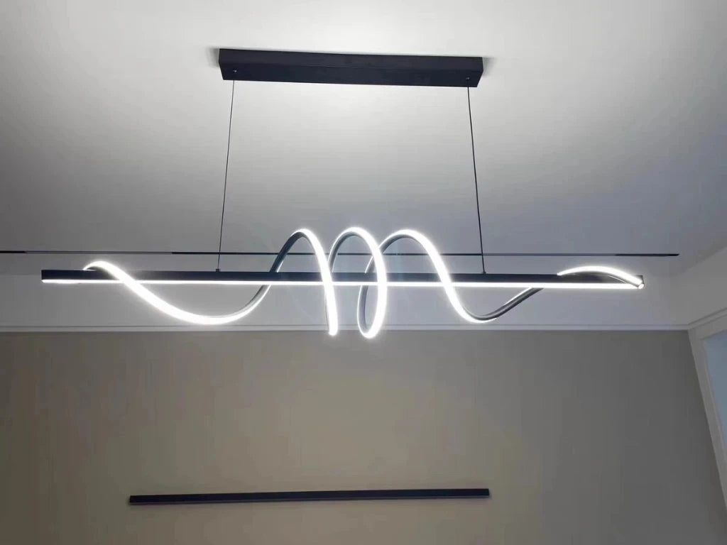 Suspension Linéaire en Métal Design Moderne