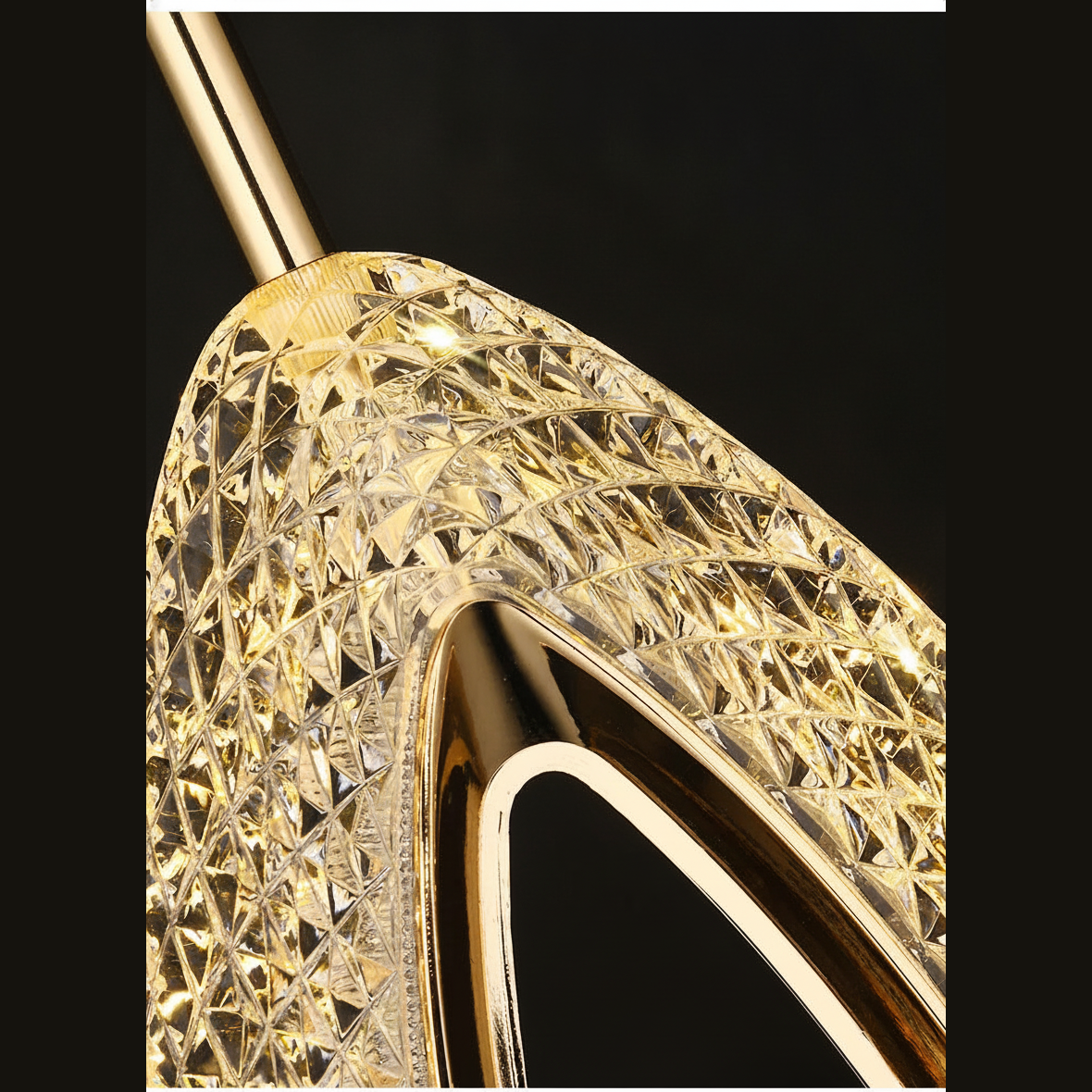 Suspension Ovale en Cristal Design Moderne