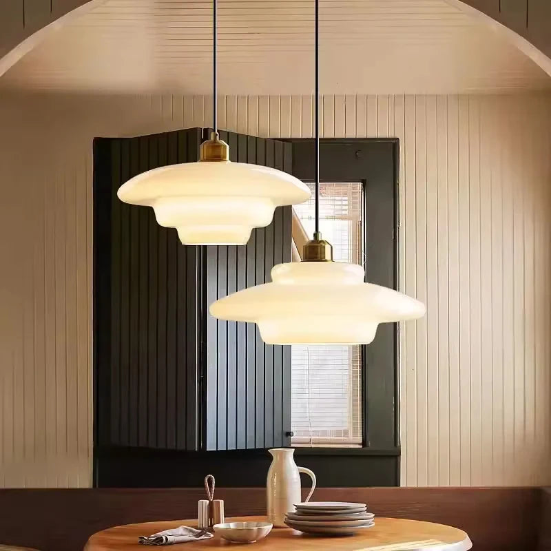 Suspension Soucoupe en Verre Crème Design Nordique