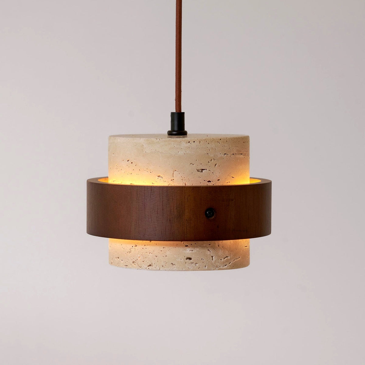 Suspension travertin ambiance scandinave bois et pierre