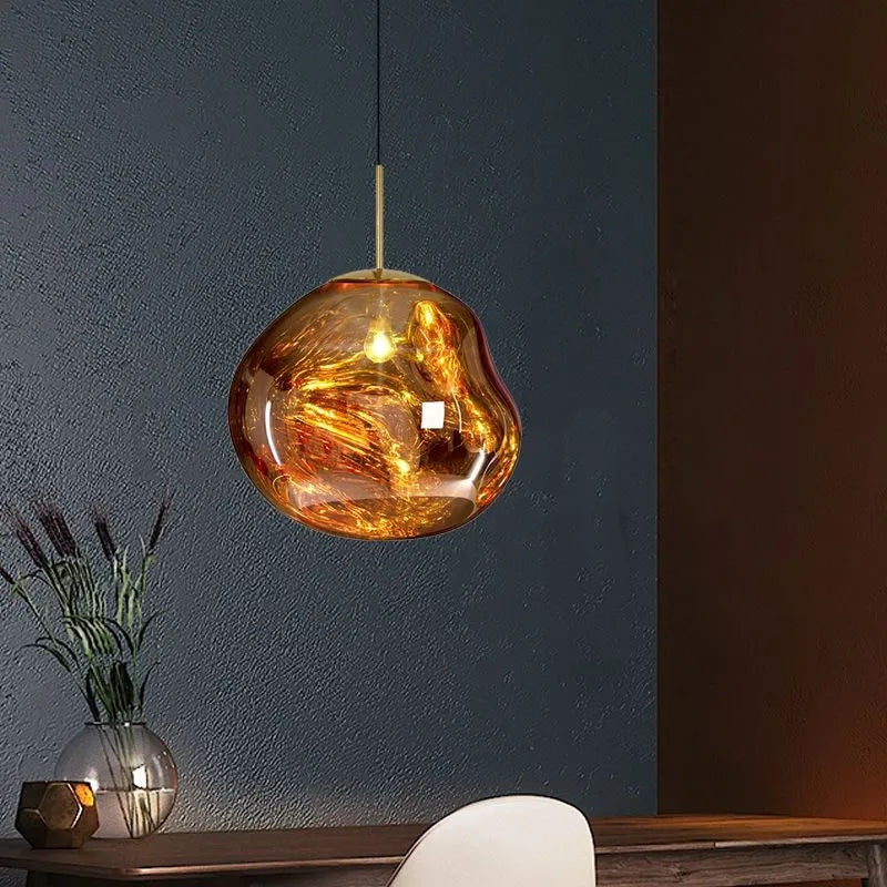 Suspension verre or forme organique reflets chauds